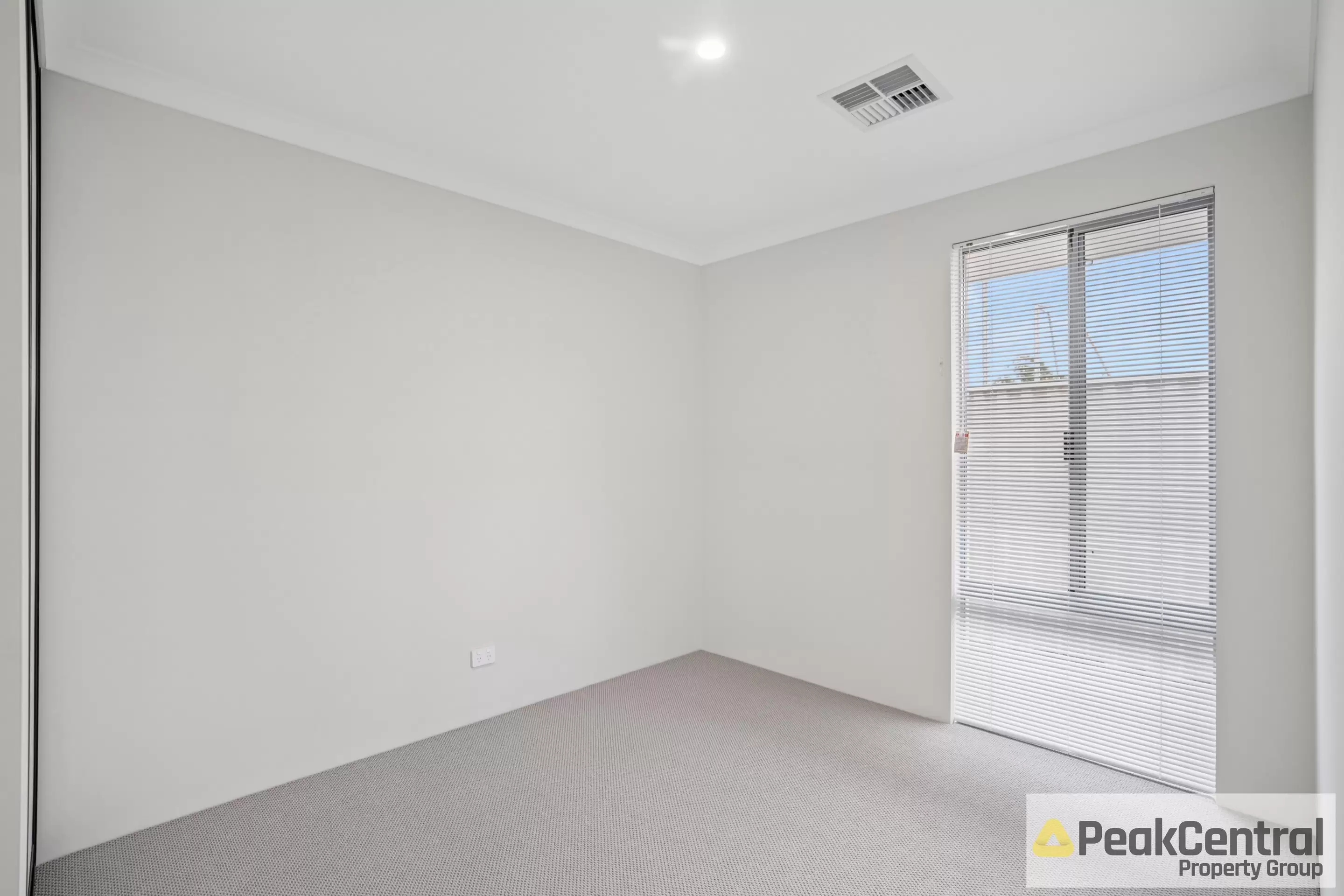 54 Glimmer Loop, Bennett Springs Leased by Peak Central Property Group - image 15