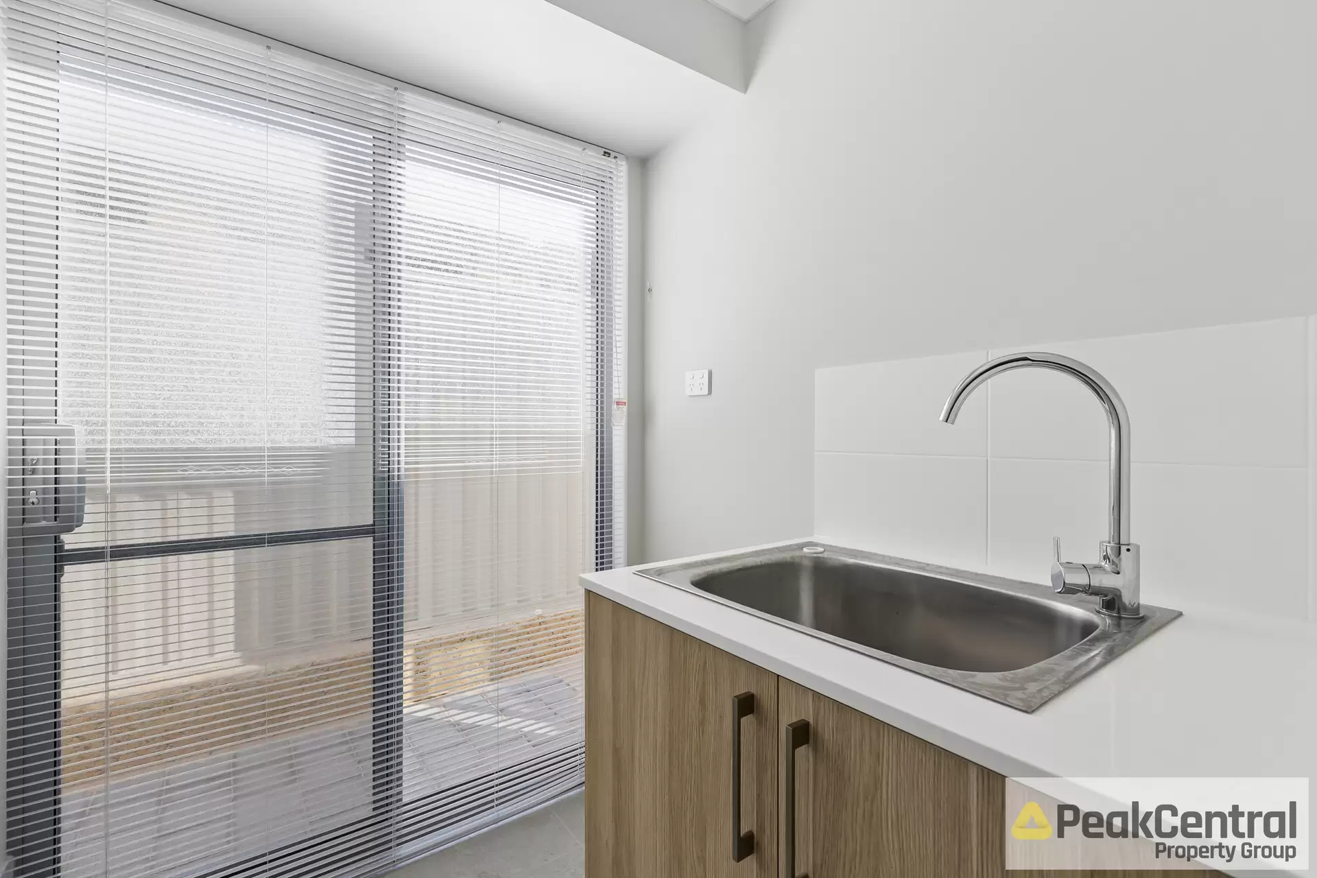 55 Cashmere Chase, Alkimos Leased by Peak Central Property Group - image 1