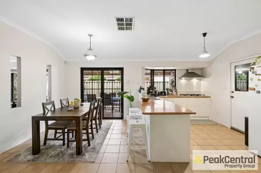23 Avon Crescent, Atwell For Sale by Peak Central Property Group
