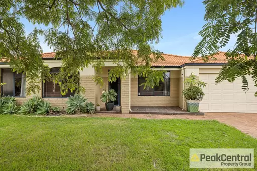 23 Avon Crescent, Atwell For Sale by Peak Central Property Group