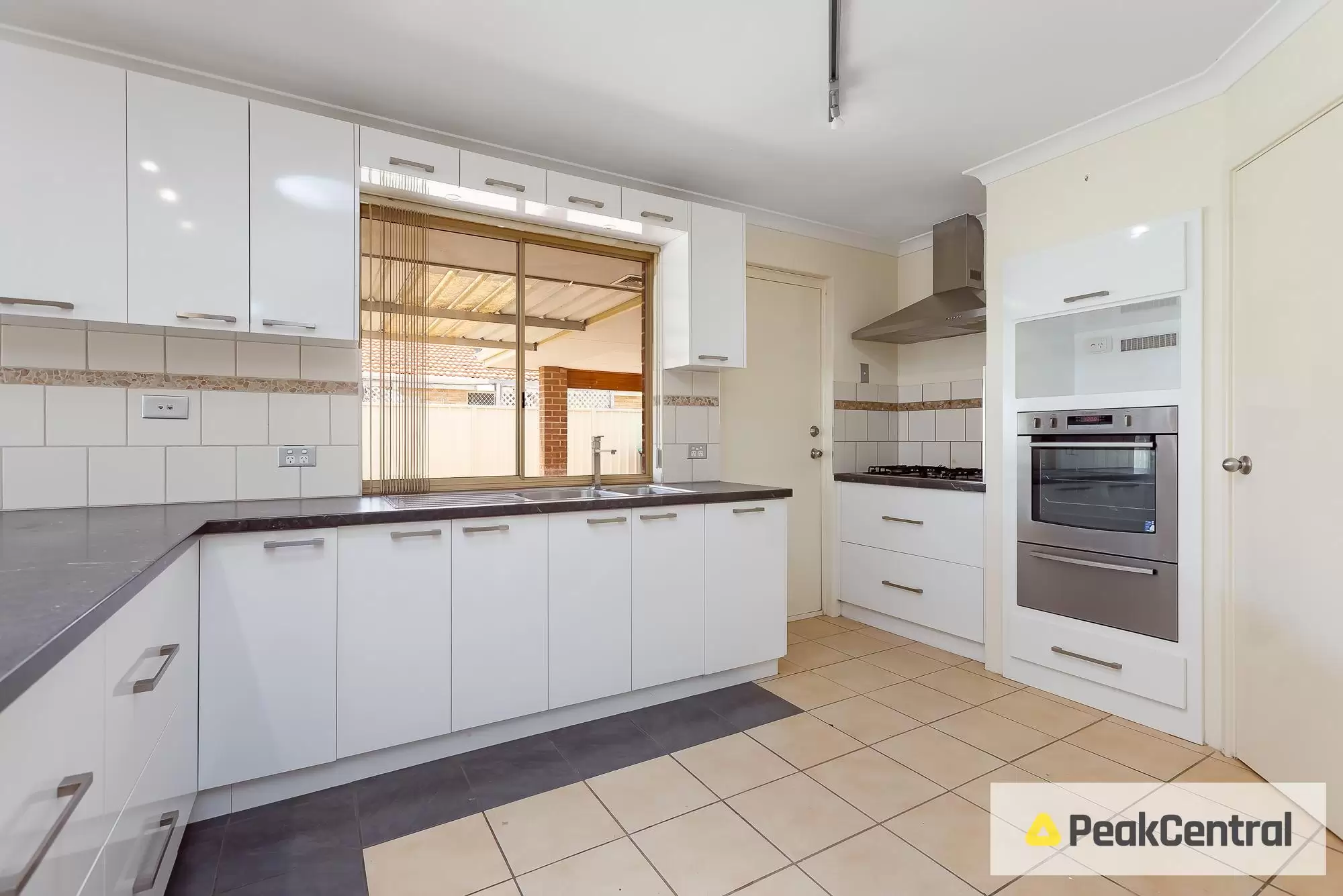 11 Orleans Drive, Port Kennedy For Lease by Peak Central Property Group - image 16