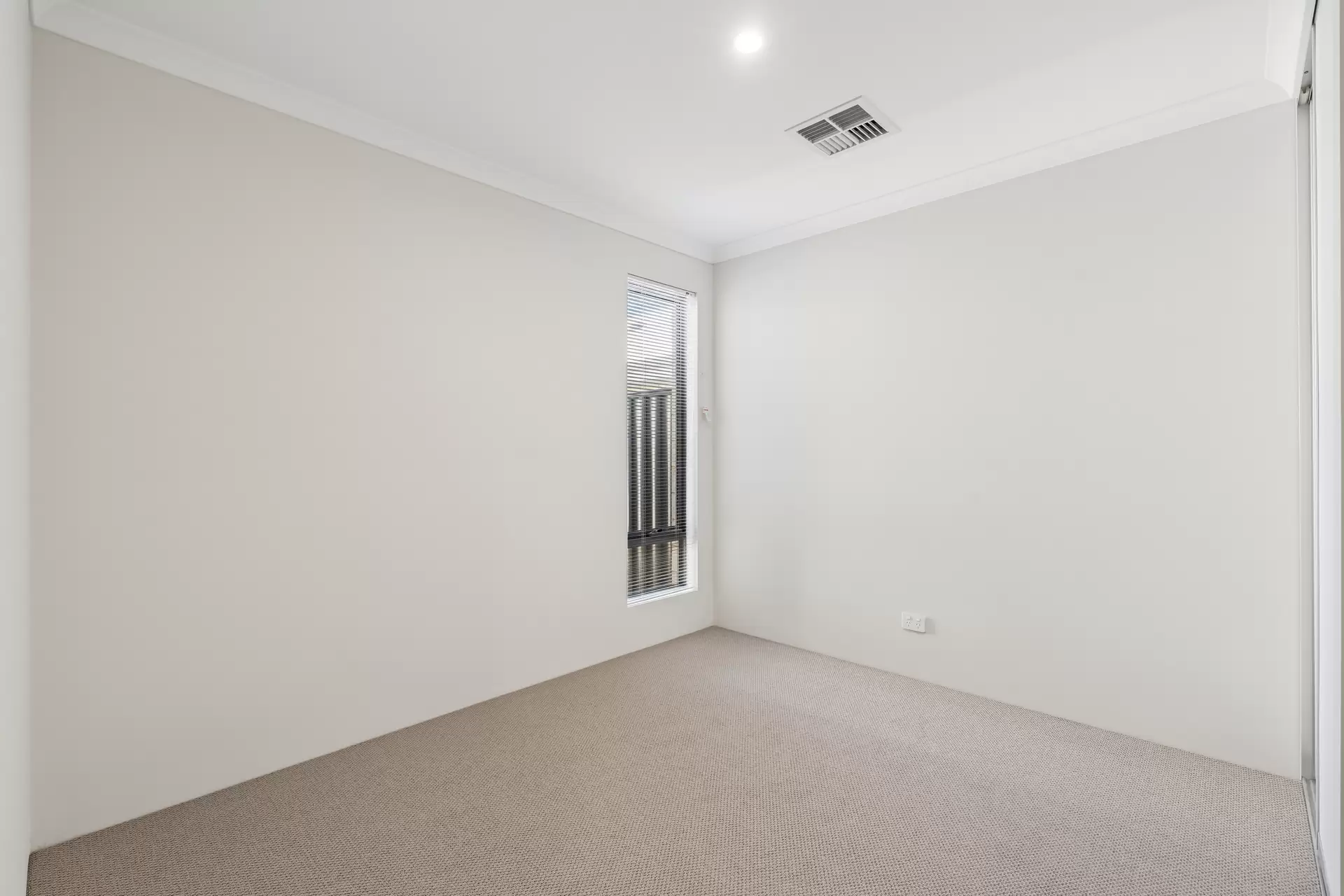 20 Paperbark Road, Sinagra Leased by Peak Central Property Group - image 1