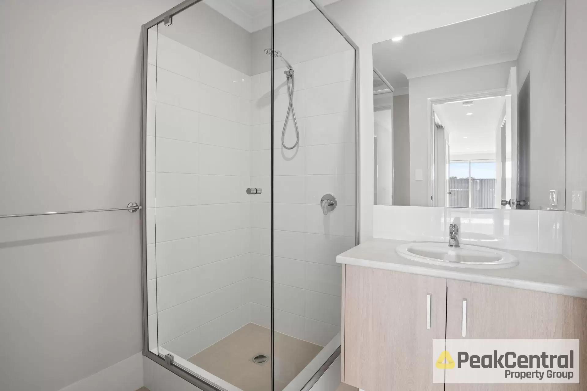 25a Citrine Way, Karnup For Lease by Peak Central Property Group - image 7