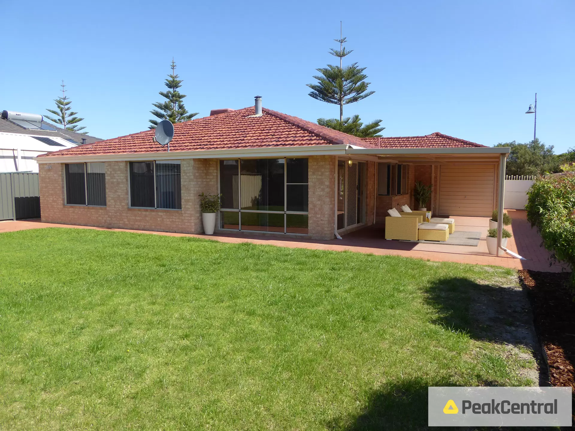 153 Secret Harbour Boulevard, Secret Harbour Sold by Peak Central Property Group - image 1