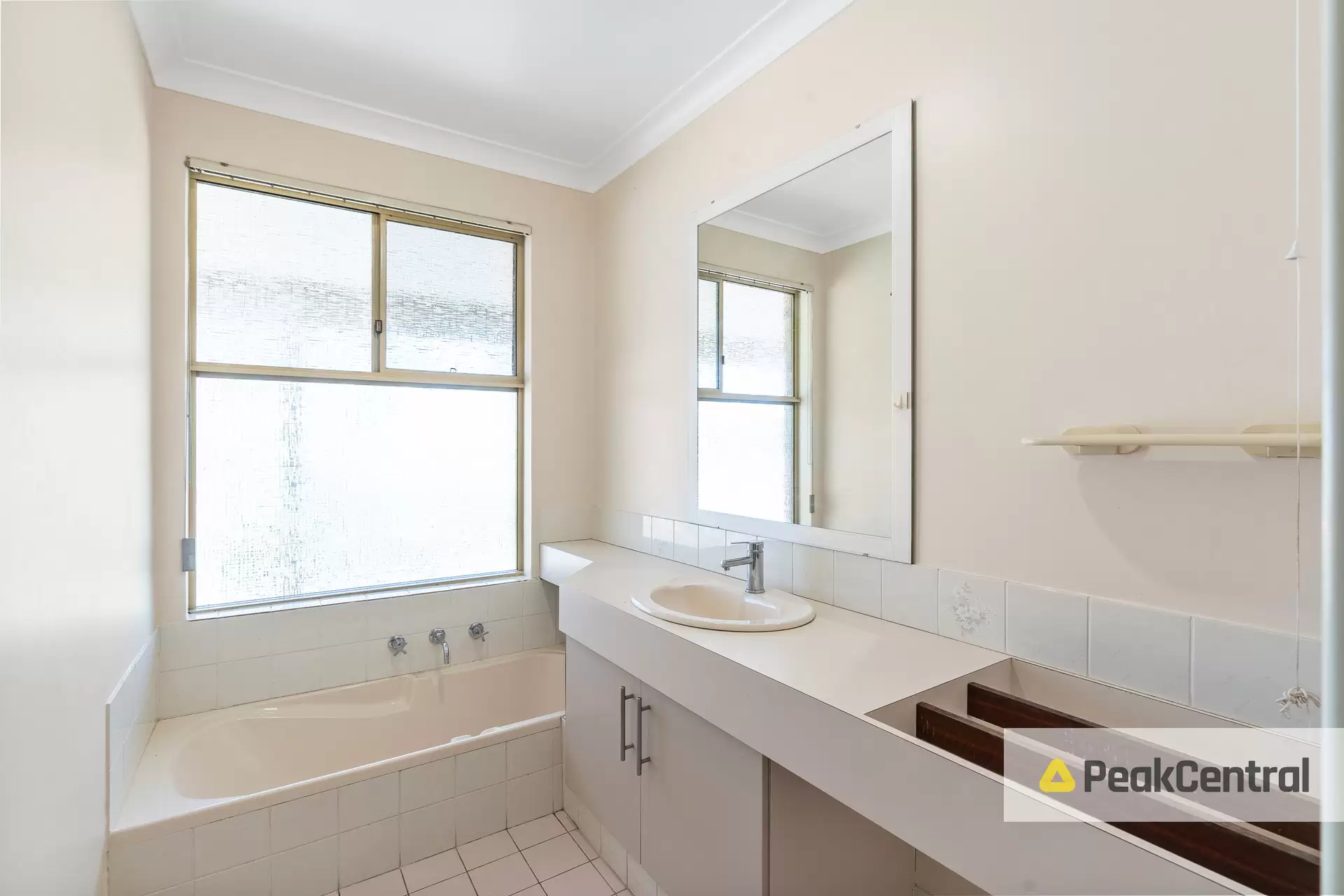 198 Karri Street, Karnup Sold by Peak Central Property Group - image 16