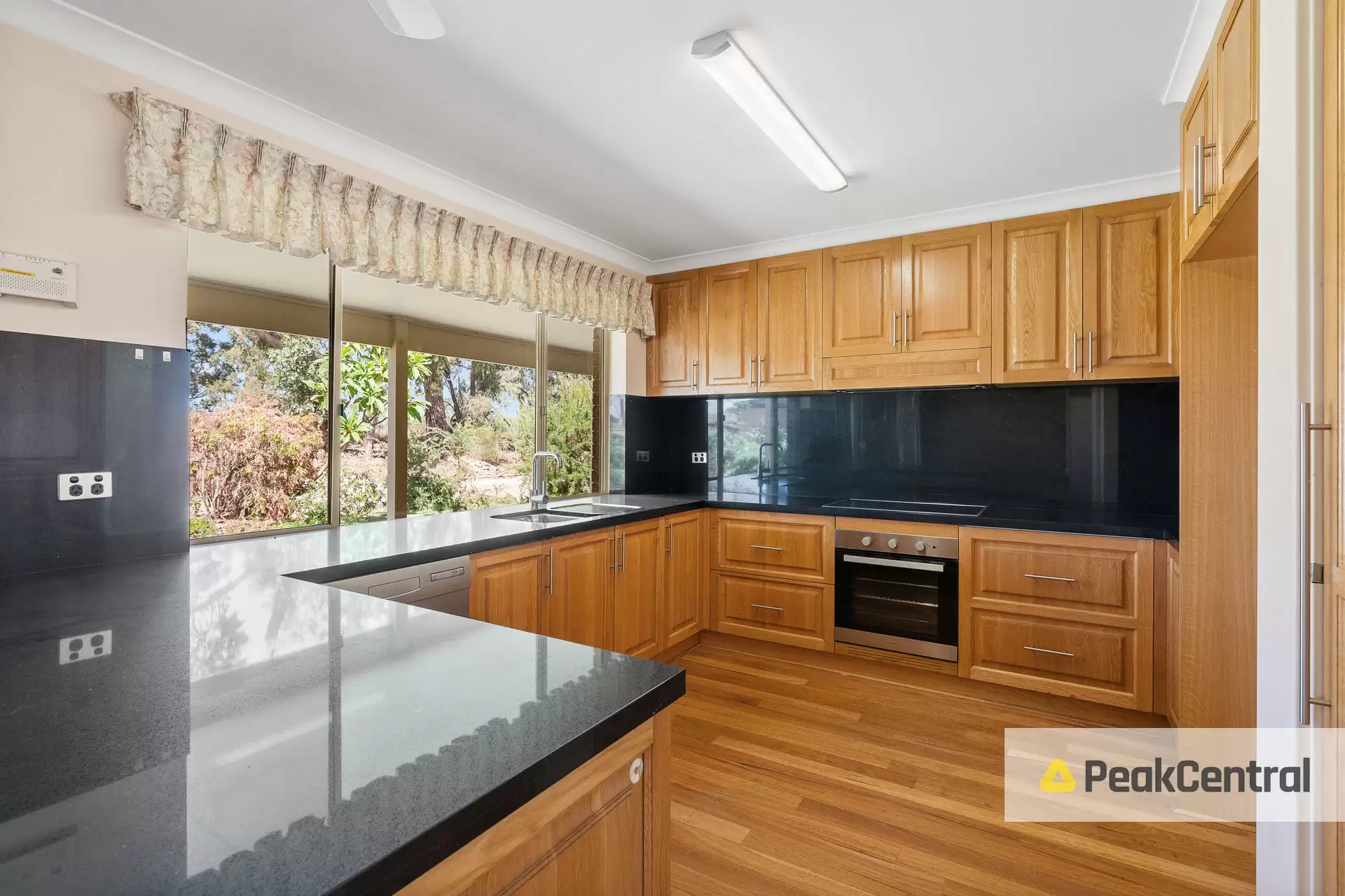198 Karri Street, Karnup Sold by Peak Central Property Group - image 6
