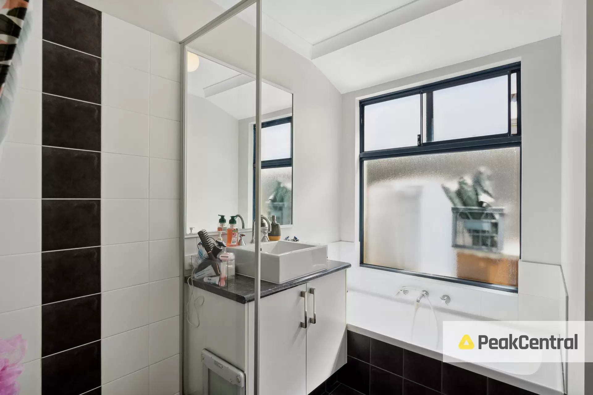 59 Barrington Avenue, Champion Lakes Sold by Peak Central Property Group - image 8