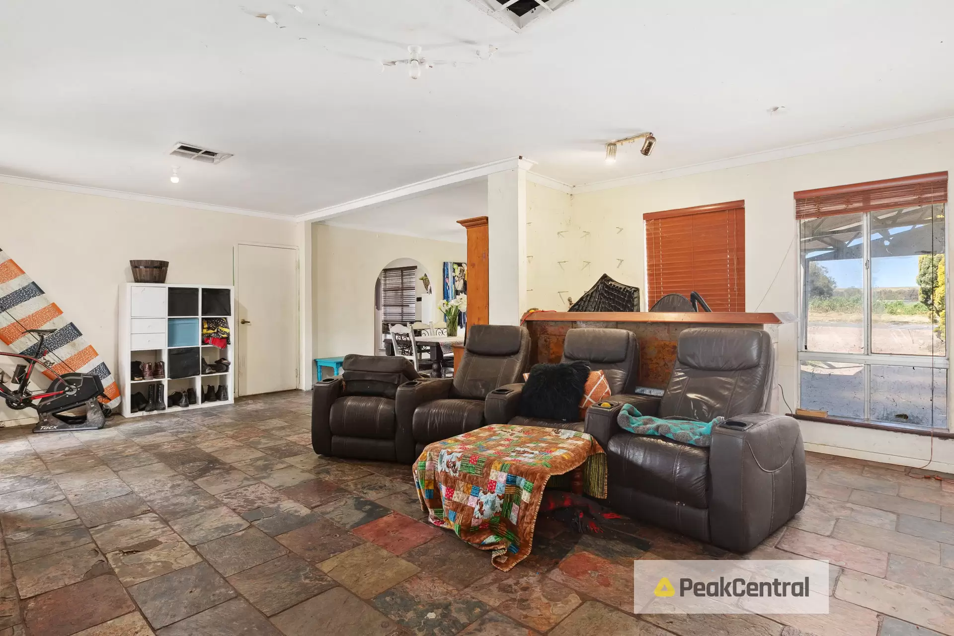 294B Wattleup Road, Wattleup Sold by Peak Central Property Group - image 5