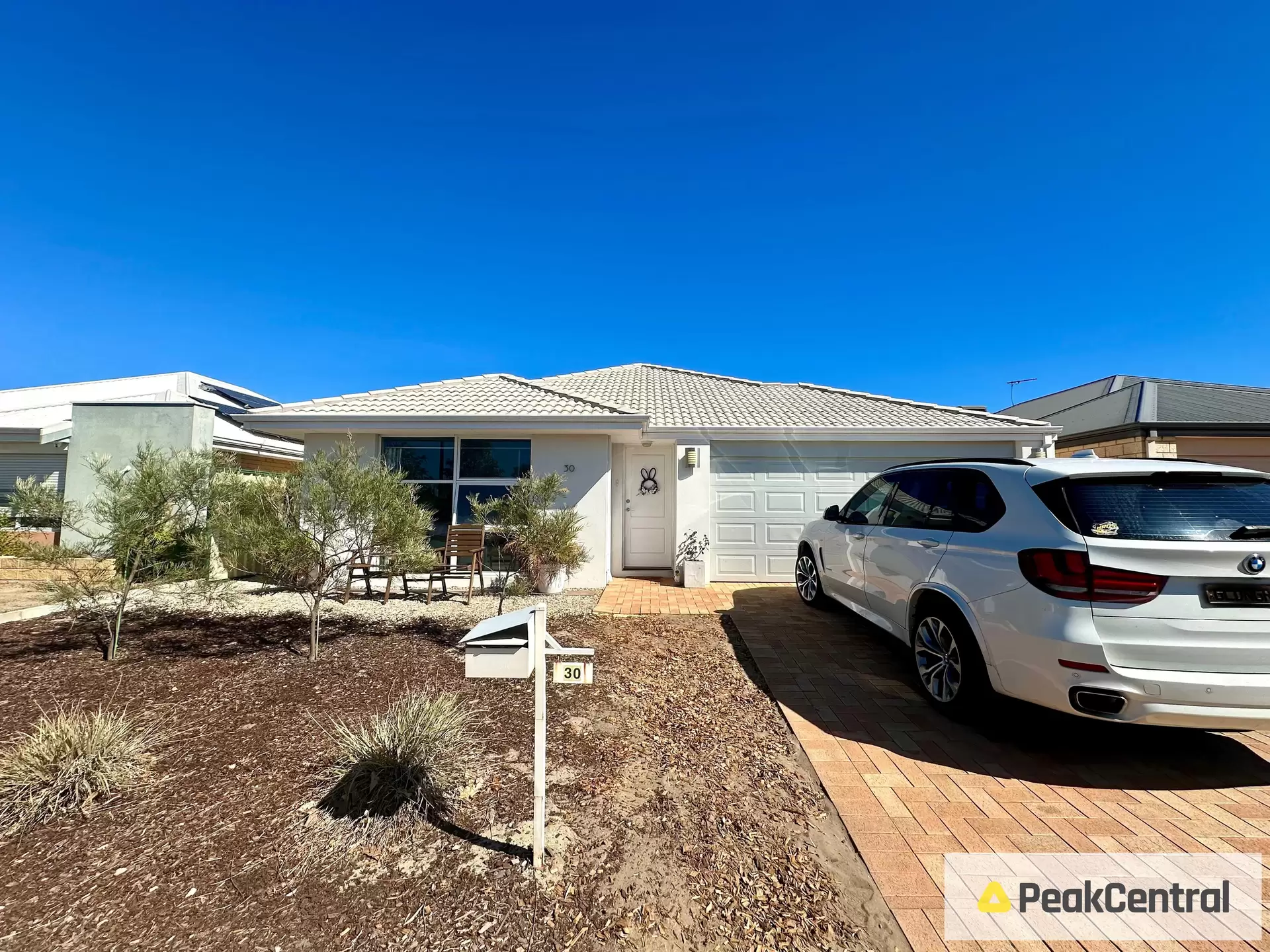 30 Johnsonia Bend, Hammond Park Sold by Peak Central Property Group - image 1