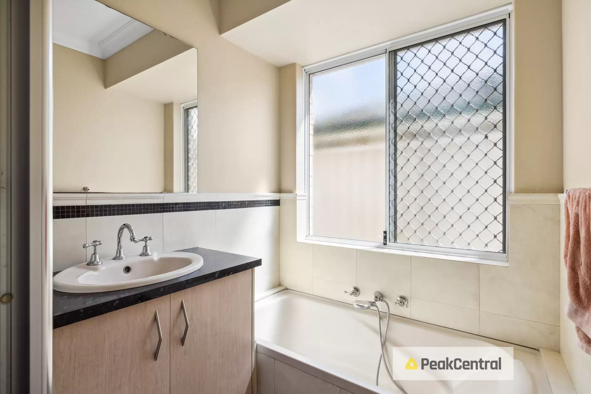 6/25 Verna Street, Gosnells Sold by Peak Central Property Group - image 21