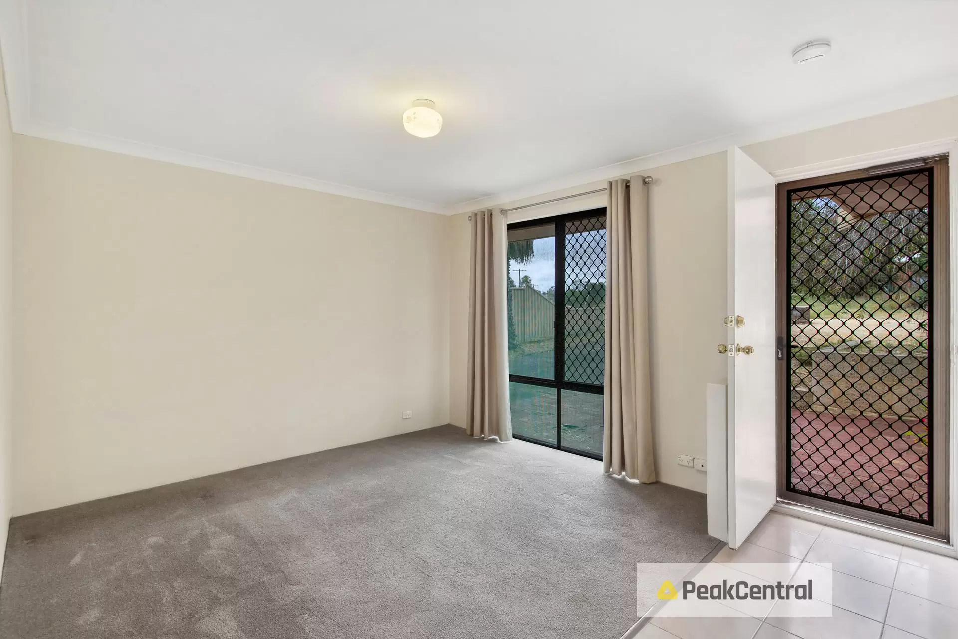 23 Skottowe Parkway, Parmelia Sold by Peak Central Property Group - image 3