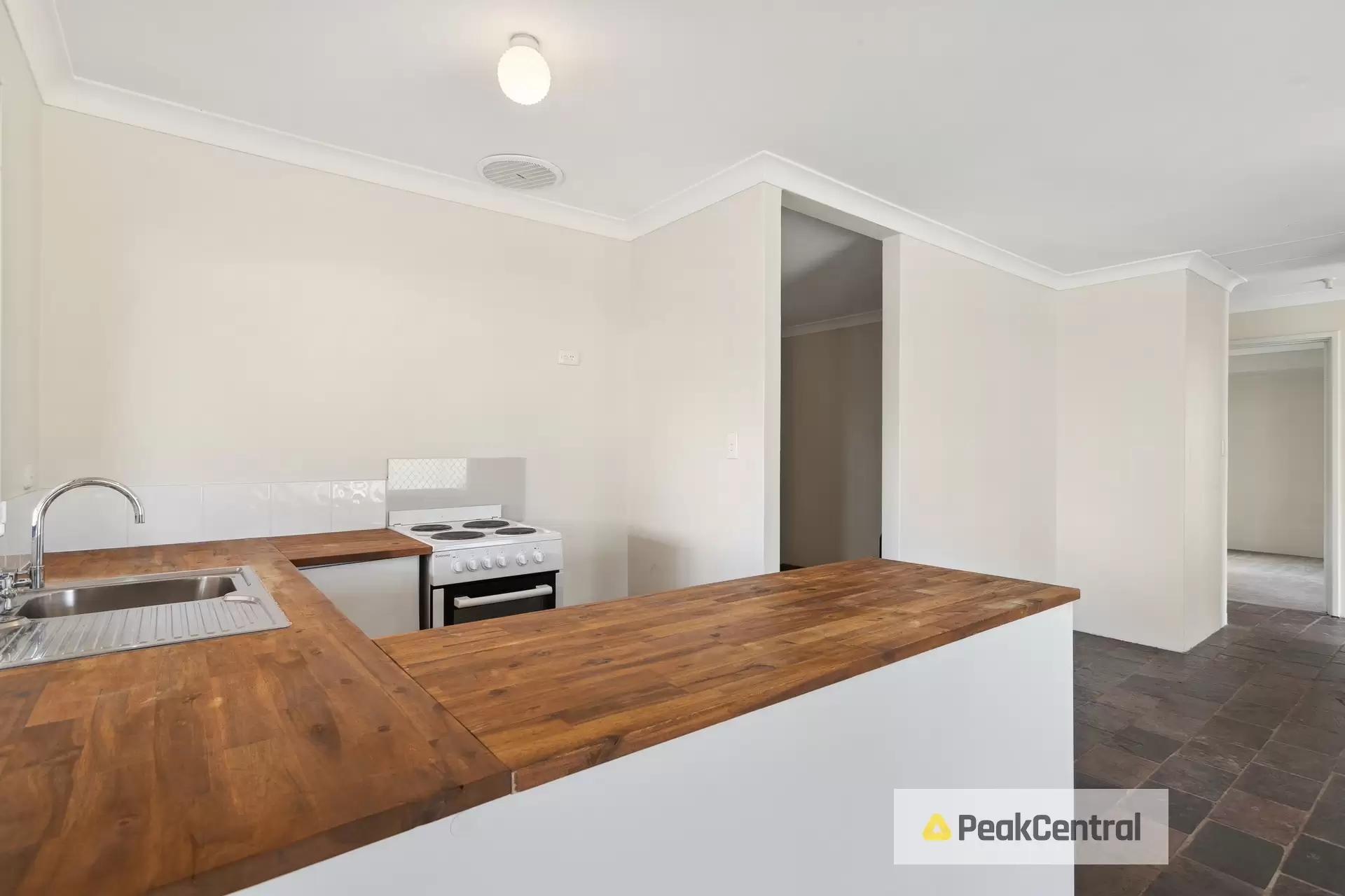 23 Skottowe Parkway, Parmelia Sold by Peak Central Property Group - image 11