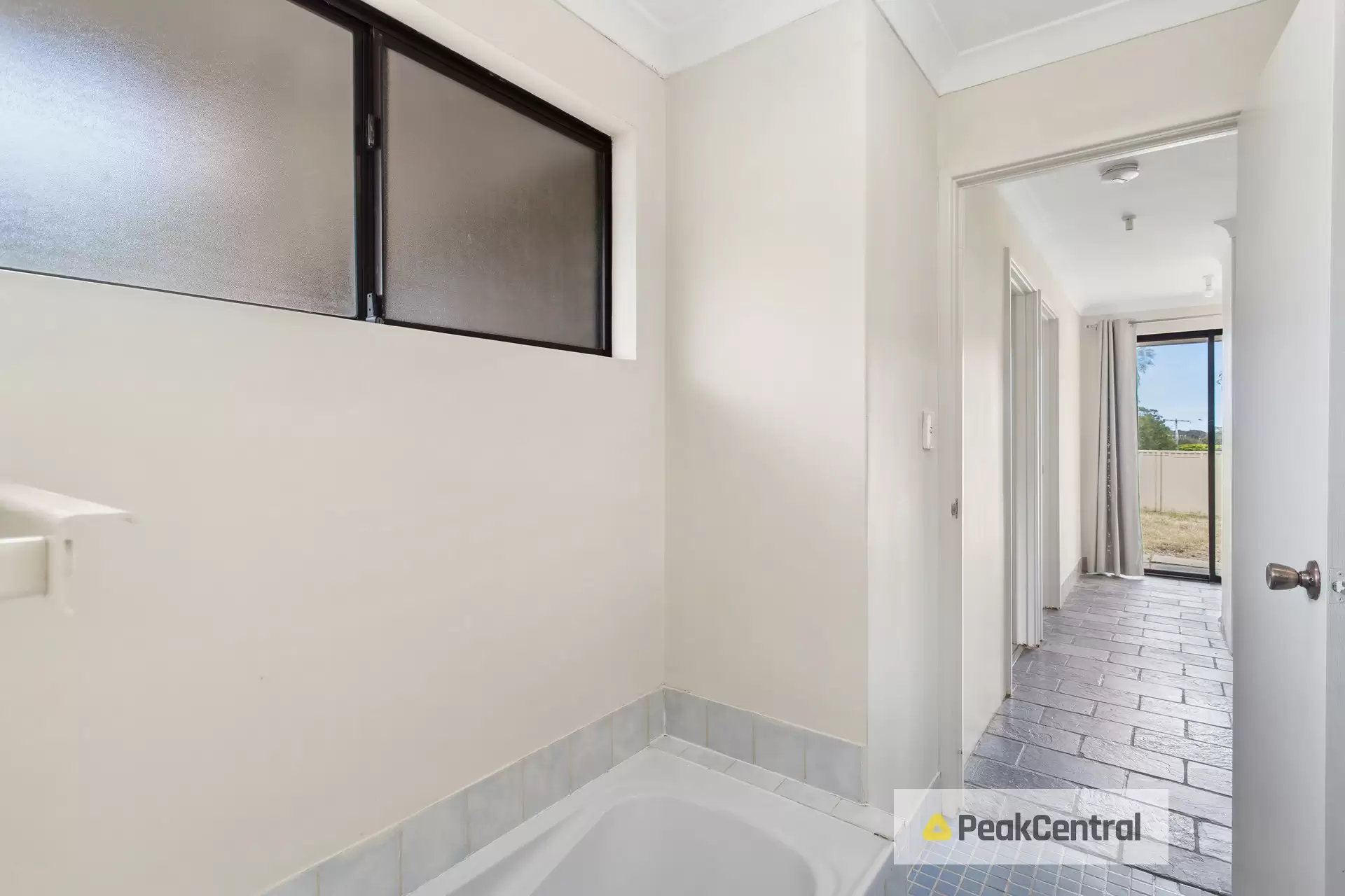 23 Skottowe Parkway, Parmelia Sold by Peak Central Property Group - image 16