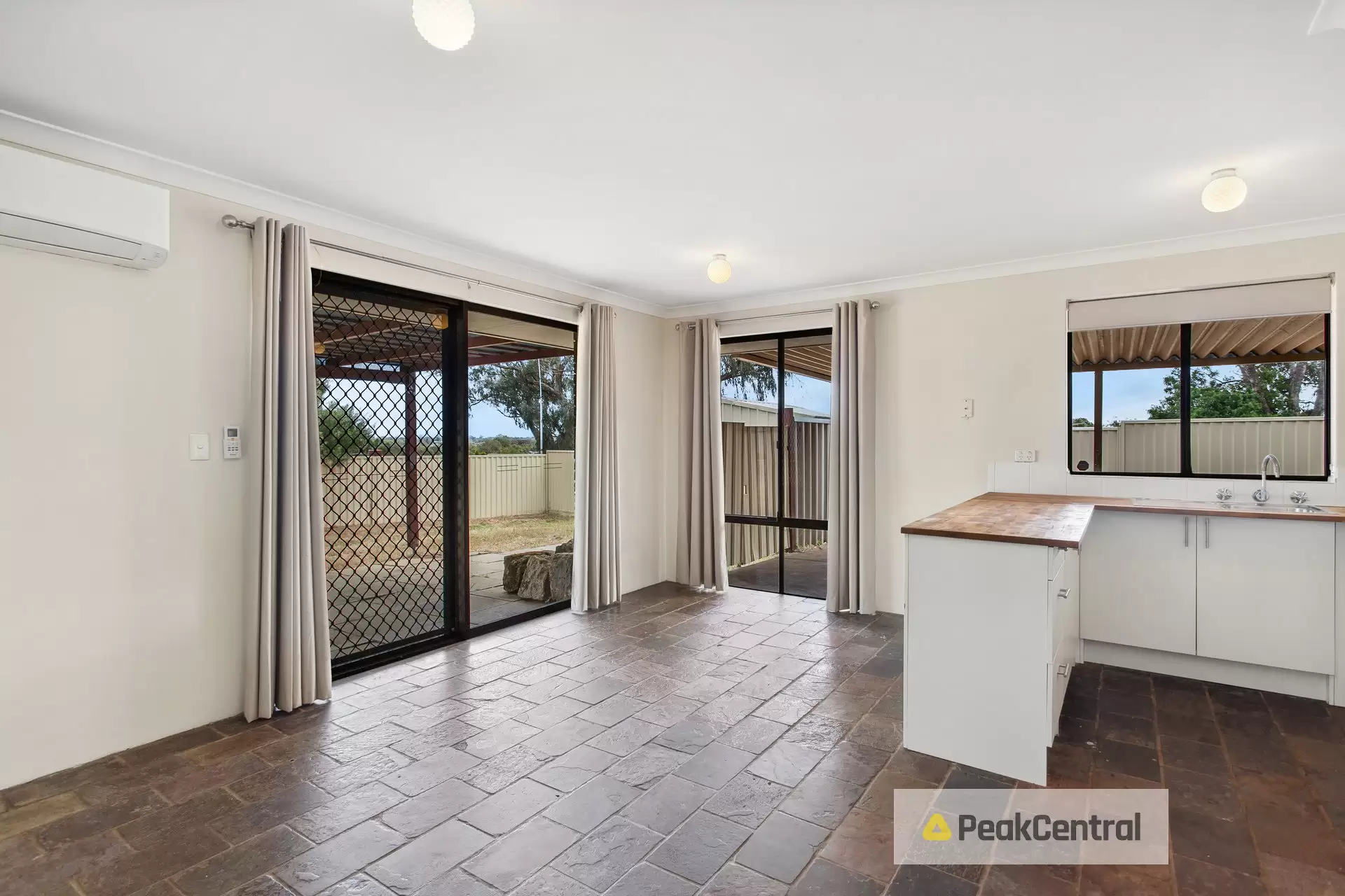 23 Skottowe Parkway, Parmelia Sold by Peak Central Property Group - image 9