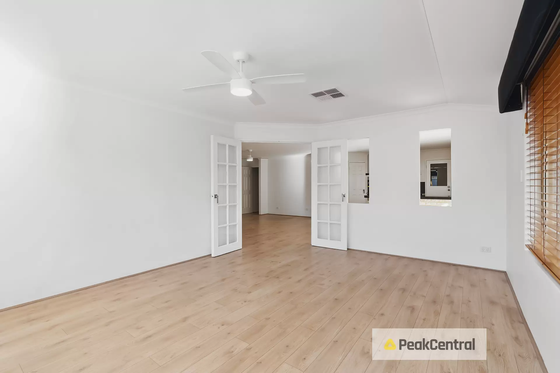 125 Secret Harbour Boulevard, Secret Harbour Sold by Peak Central Property Group - image 10