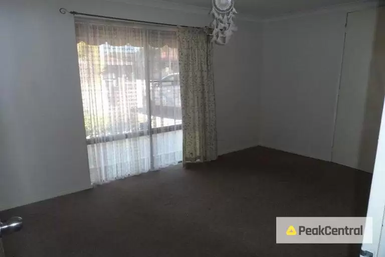 19 Hinkler Street, Kenwick Sold by Peak Central Property Group - image 6