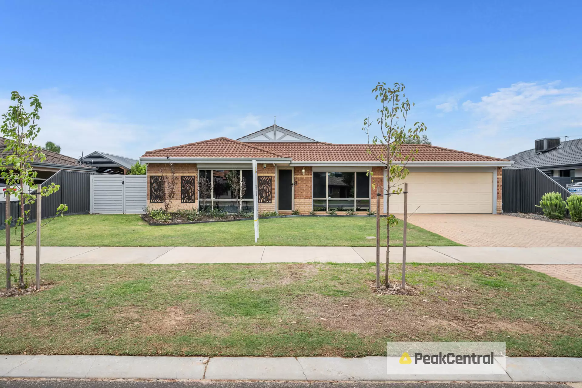 8 Okehampton Road, Warnbro Sold by Peak Central Property Group - image 2