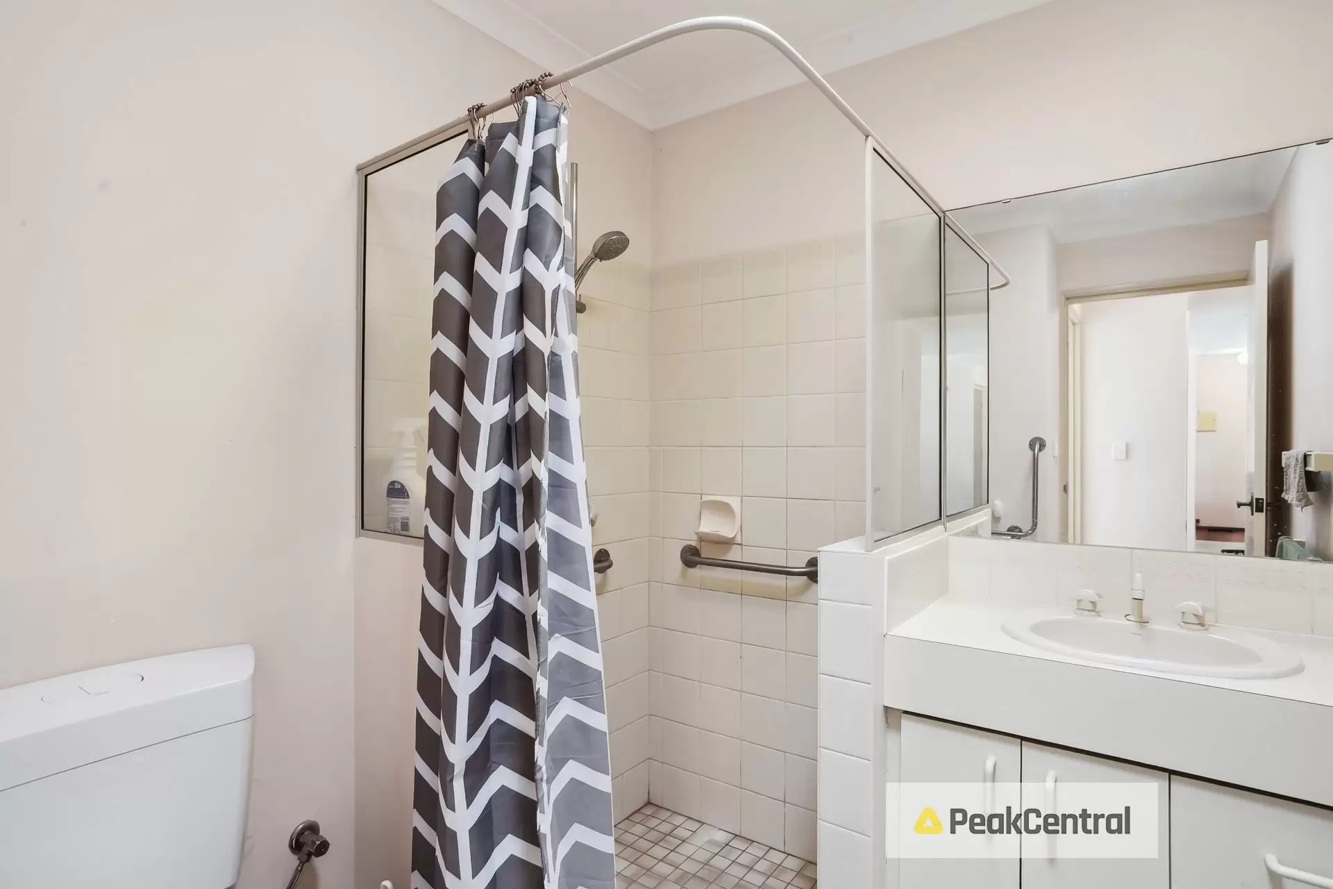 6/2 Argyle Place, Yangebup Sold by Peak Central Property Group - image 9