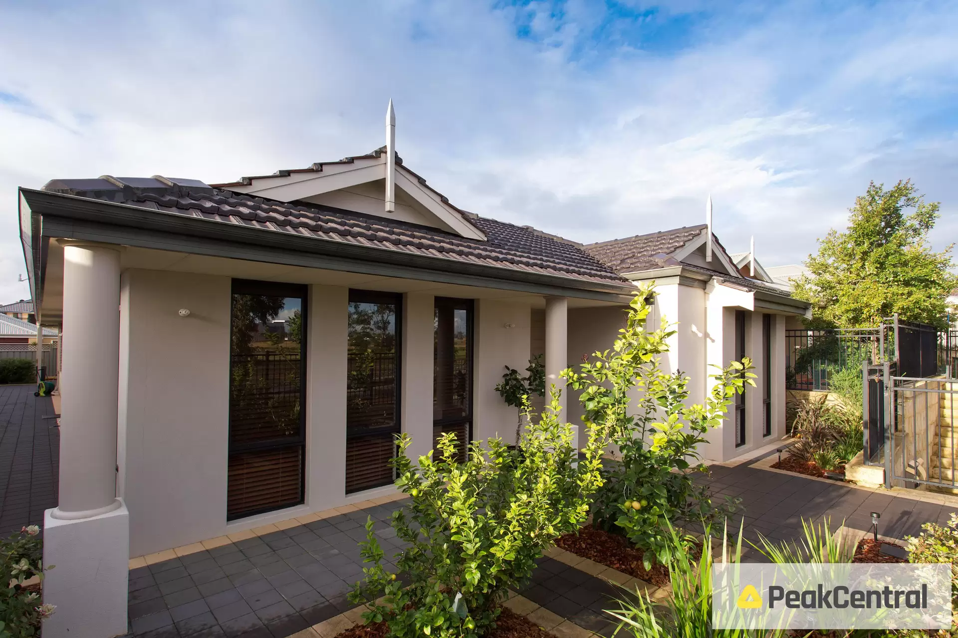 13 Lambeth Circle, Wellard Sold by Peak Central Property Group - image 1