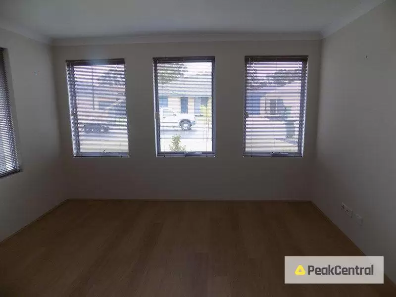 42 Chilvers Street, Baldivis Sold by Peak Central Property Group - image 4