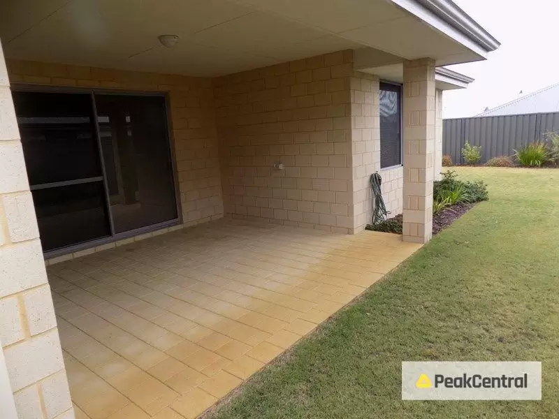 42 Chilvers Street, Baldivis Sold by Peak Central Property Group - image 9