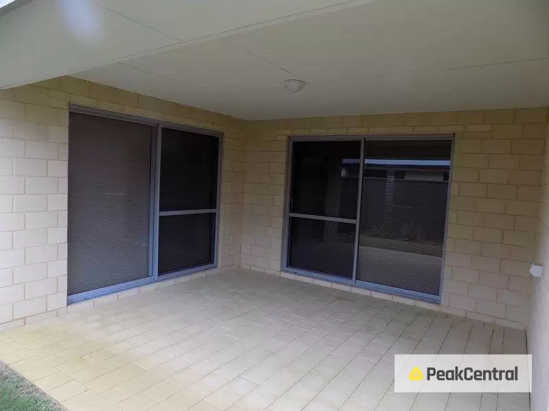 42 Chilvers Street, Baldivis Sold by Peak Central Property Group - image 8
